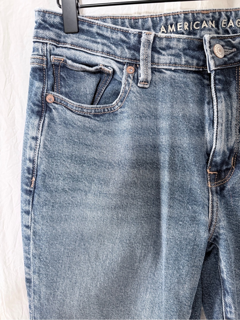 American Eagle Outfitters Medium Wash Skinny Jeans - Picture 3 of 11
